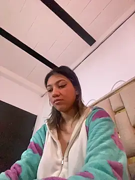 Snapshot of nina_carther chatting on 10/08/25, 11:12 nina carther online show from 10/08/25, 11:12
