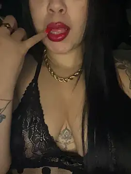 debiigg online show from 12/27/24, 10:26