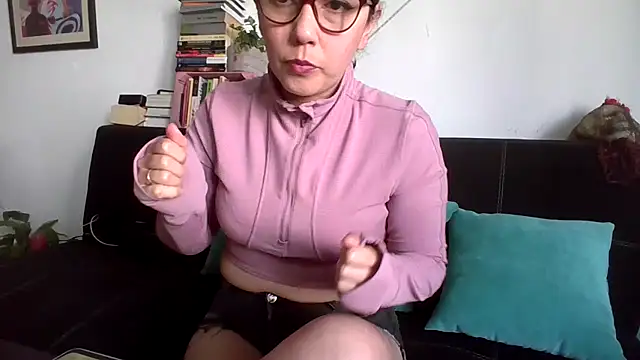 Tiramisu89 online show from 11/08/25, 06:00