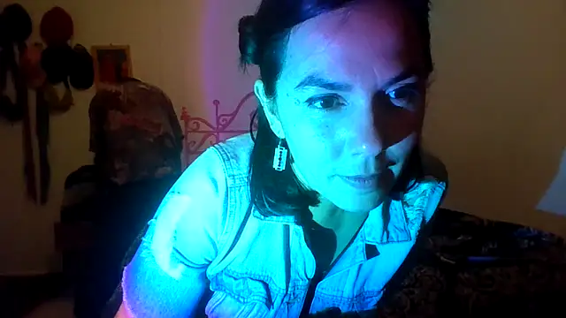 Snapshot of Tiramisu89 chatting on 09/23/25, 04:30 Tiramisu89 online show from 09/23/25, 04:30