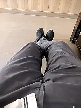 Delhi28 online show from 10/13/25, 07:43