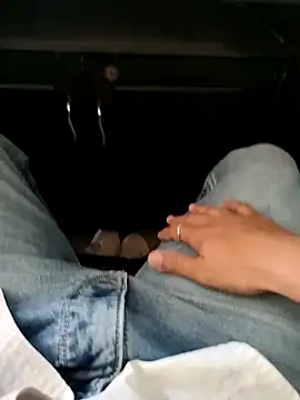 Delhi28 online show from 09/26/25, 08:54