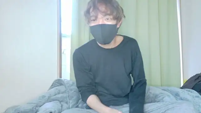 Snapshot of UKI06 chatting on 12/21/25, 04:36 UKI06 online show from 12/21/25, 04:36