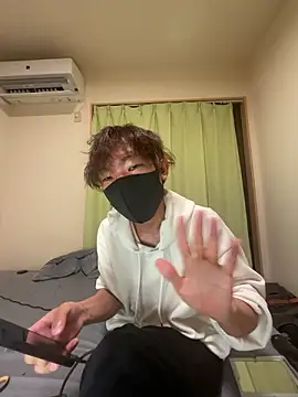 UKI06 online show from 03/20/26, 02:51