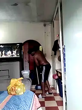 Snapshot of Polygamist chatting on 02/14/26, 12:38 Polygamist online show from 02/14/26, 12:38