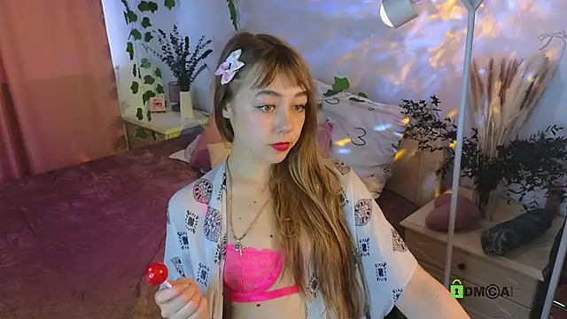 Hello Vivienne online show from 09/17/25, 01:46