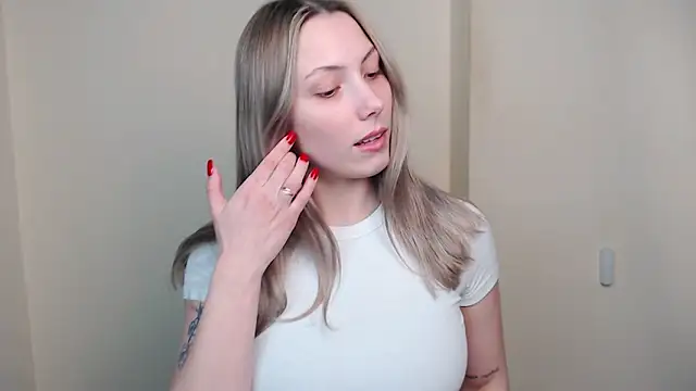 VanessaMay  online show from 04/13/26, 04:22