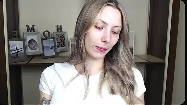 VanessaMay  online show from 03/18/26, 05:36