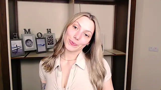 VanessaMay  online show from 03/25/26, 05:12