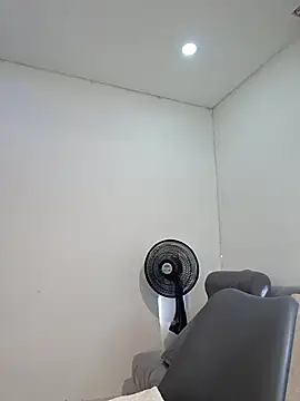 Anal Luucia online show from 06/25/26, 12:43