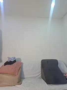 Anal Luucia online show from 04/02/26, 12:45