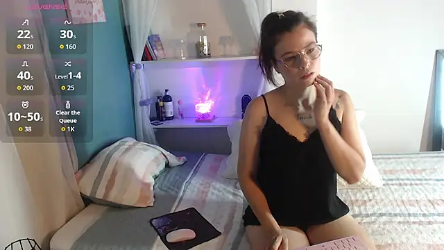 Mily Miley online show from 01/31/26, 11:03