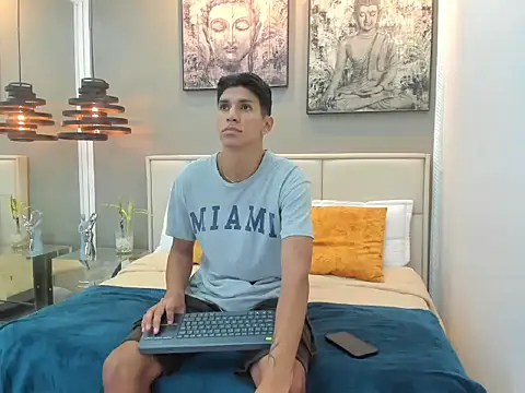 kieran derek online show from 11/01/25, 03:24