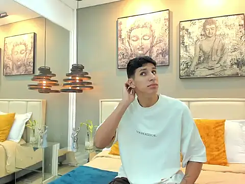 kieran derek online show from 10/28/25, 03:18