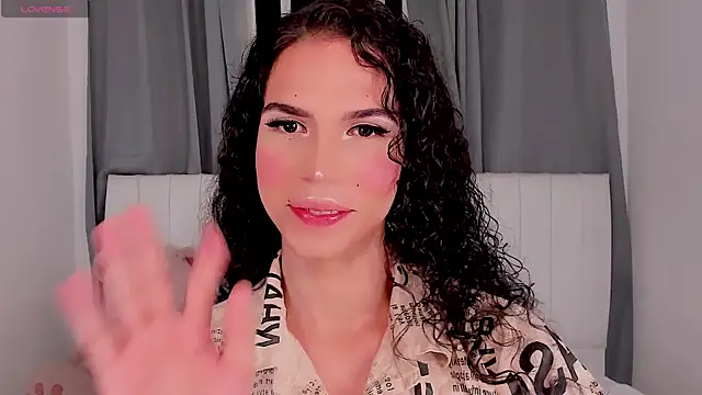 Snapshot of gatitavenecis chatting on 09/11/25, 10:37 gatitavenecis online show from 09/11/25, 10:37