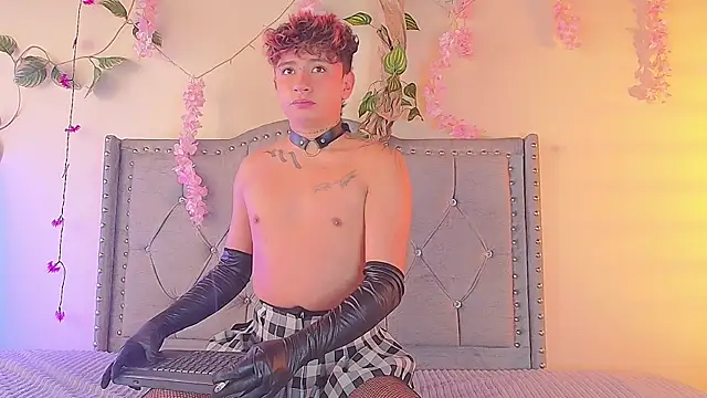 daimond 01 online show from 11/11/25, 06:25