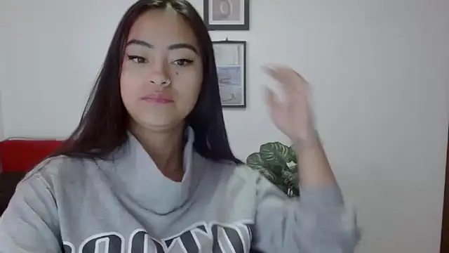 NatalyEscobar lx online show from 04/11/26, 01:48