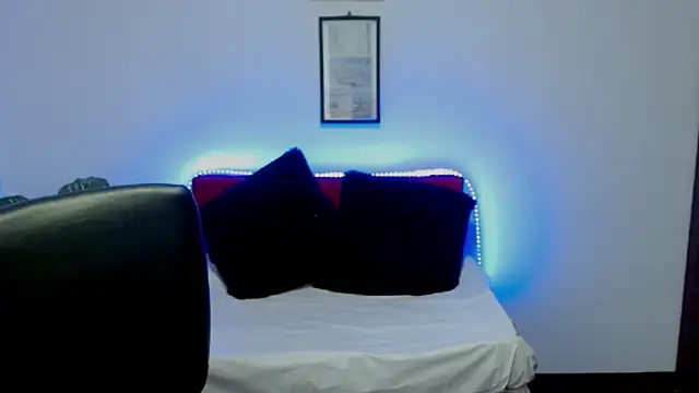 NatalyEscobar lx online show from 02/23/26, 01:12