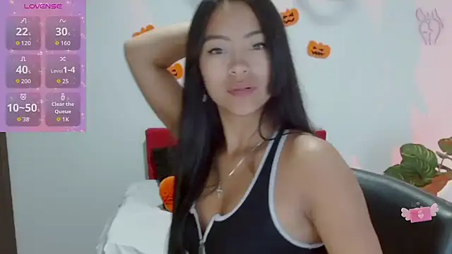 NatalyEscobar lx online show from 10/14/25, 12:28