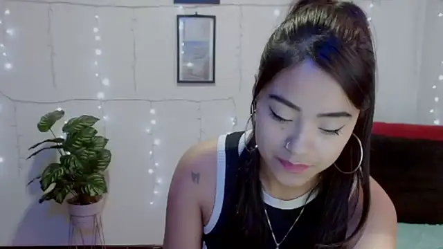 Snapshot of NatalyEscobar_lx chatting on 06/09/26, 02:07 NatalyEscobar lx online show from 06/09/26, 02:07