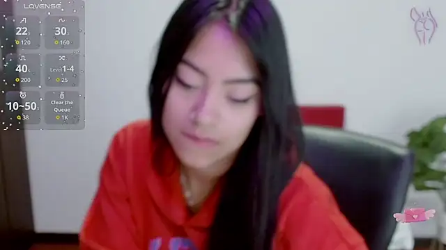 NatalyEscobar lx online show from 11/14/25, 12:42