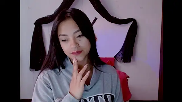 NatalyEscobar lx online show from 03/21/25, 12:17