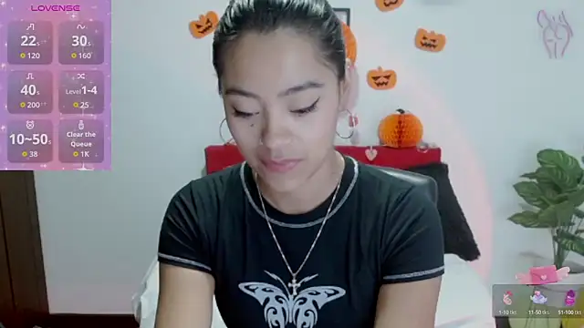 NatalyEscobar lx online show from 10/02/25, 12:41