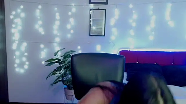 NatalyEscobar lx online show from 04/16/26, 01:56