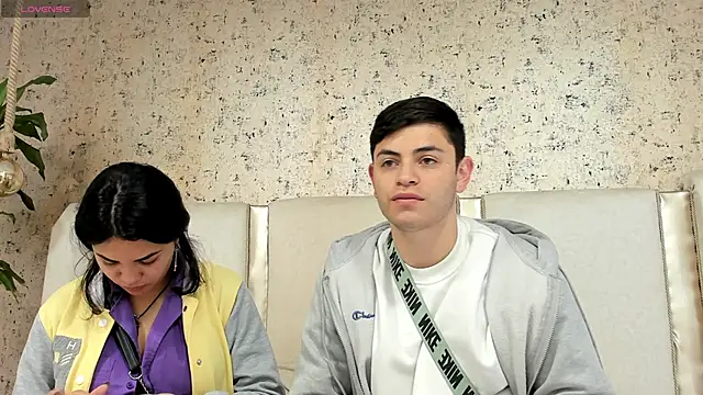 Snapshot of Sexx_onn_fire chatting on 02/20/25, 01:08 Sexx onn fire online show from 02/20/25, 01:08