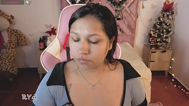 Diosa-afrodita online show from 12/17/25, 01:54