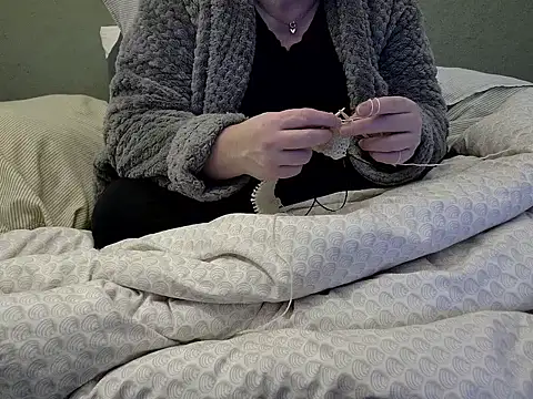 Snapshot of MarthaBriest chatting on 02/01/26, 03:32 MarthaBriest online show from 02/01/26, 03:32