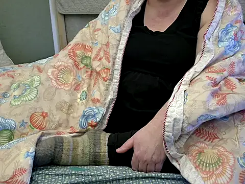 Snapshot of MarthaBriest chatting on 01/15/26, 09:23 MarthaBriest online show from 01/15/26, 09:23