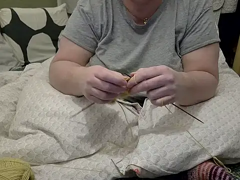 Snapshot of MarthaBriest chatting on 02/14/26, 04:34 MarthaBriest online show from 02/14/26, 04:34