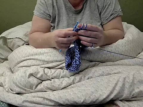 Snapshot of MarthaBriest chatting on 01/12/26, 01:56 MarthaBriest online show from 01/12/26, 01:56