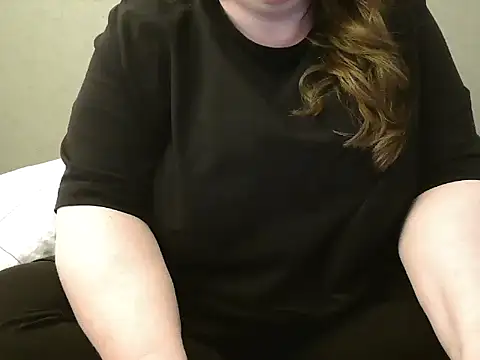 Snapshot of MarthaBriest chatting on 02/20/25, 07:01 MarthaBriest online show from 02/20/25, 07:01