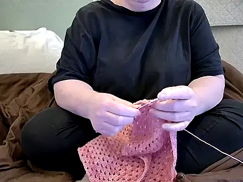 Snapshot of MarthaBriest chatting on 04/22/26, 10:55 MarthaBriest online show from 04/22/26, 10:55
