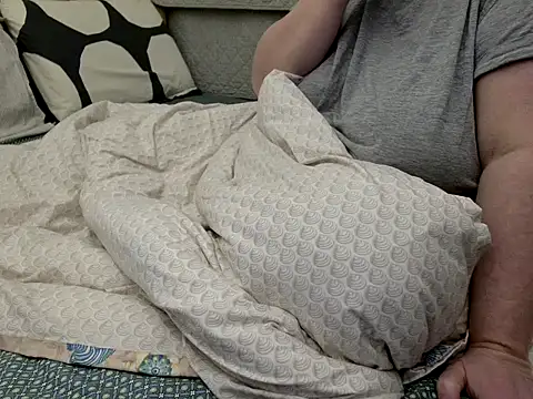 Snapshot of MarthaBriest chatting on 02/04/26, 04:40 MarthaBriest online show from 02/04/26, 04:40