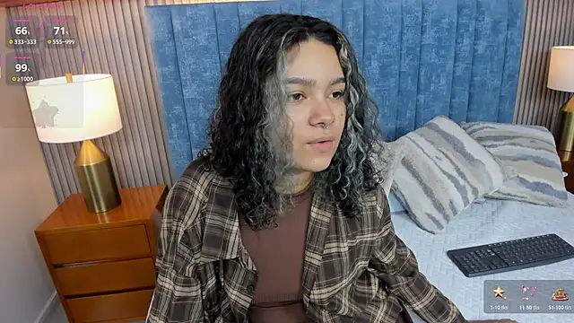 pretty sunlight  online show from 04/14/26, 01:43