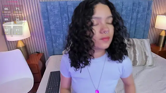 pretty sunlight  online show from 12/19/25, 01:42