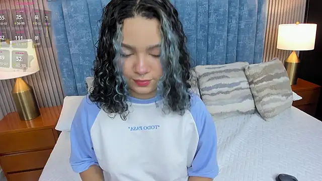 pretty sunlight  online show from 04/07/26, 01:51