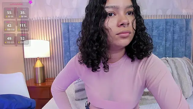 pretty sunlight  online show from 11/23/25, 01:37