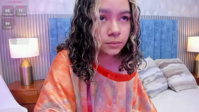 pretty sunlight  online show from 03/21/26, 02:13