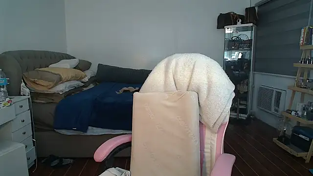 aya saki online show from 09/25/25, 08:31