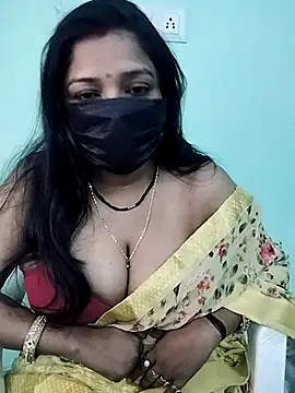 Deepa 09 online show from 11/18/25, 04:27