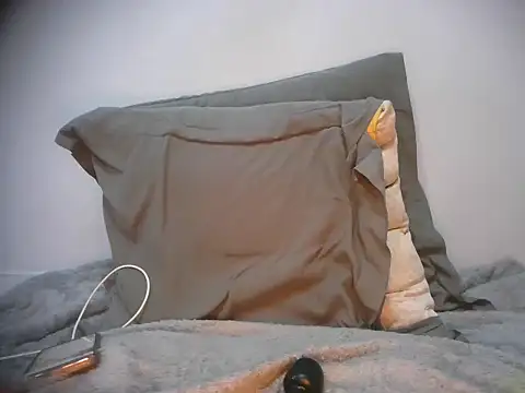 TheSweetBerry online show from 02/24/26, 05:08