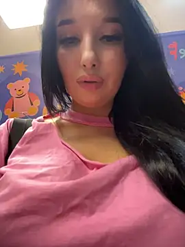 Snapshot of Tisha_Busty chatting on 06/22/26, 01:41 Tisha Busty online show from 06/22/26, 01:41