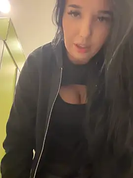 Tisha Busty online show from 12/22/25, 12:16