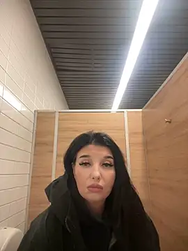 Tisha Busty online show from 11/15/25, 12:31