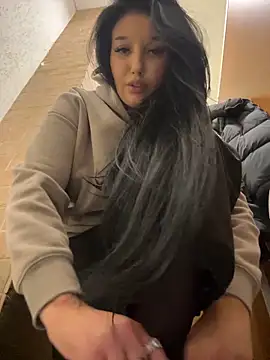 Tisha Busty online show from 01/19/25, 05:28