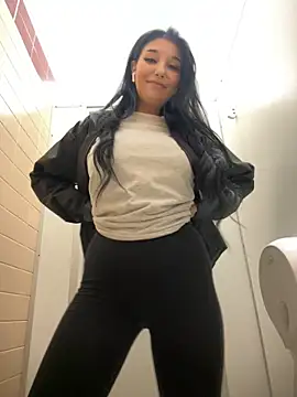 Tisha Busty online show from 09/26/25, 04:14